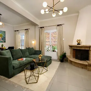 Regina's Downtown By Corfuescapes Apartment