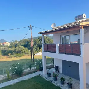 度假居 Tinos 100m Vom & Fitness *