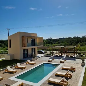 G Quattro Luxury Σπίτι διακοπών Λευκίμμη