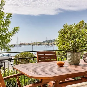Melodia E Mare Corfu (city)