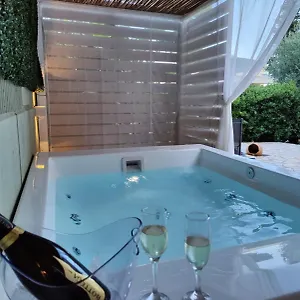 Holiday home Tagoo Beach House
