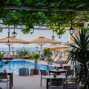 Sunsea Wellness 아파트호텔 에이지오스스테파노스