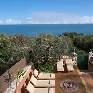 Olivia On Sea Villa
