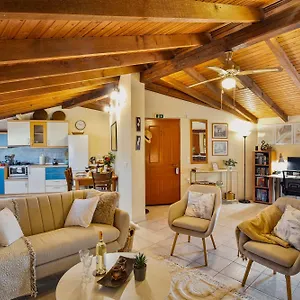Bolia Apartment, Near Corfu Town, Airport And Buses *
