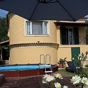 Eleas Gi Vitaládesz
