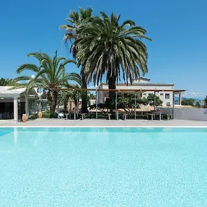 Anita 3* Perama (Corfu)