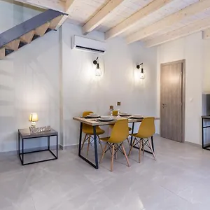 Holiday home Kapo'distria Maison I Agios Matthaios (Corfu)