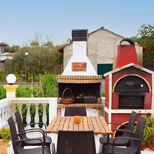 Tatil Evi Loutra House