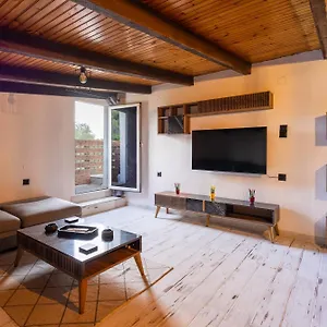 شقة Barbara House Doukádes