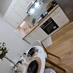 Eda House Apartamento