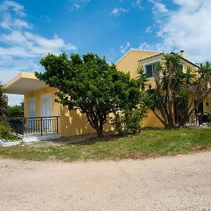 Lazaris Beach House Vakantiehuis Almiros strand