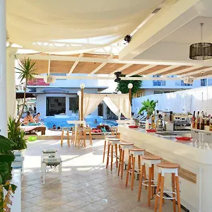 Cavos House 2* Kávos