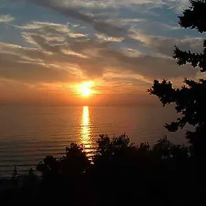 Sandy Bay Hotel apartamentowy *