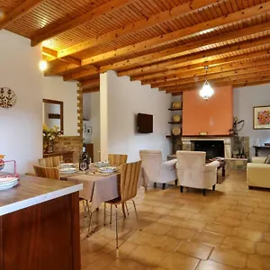 Christiana's Next To Beach * Dassia (Corfu)