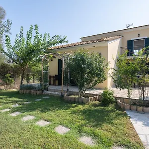 Varka Villa Vitalades