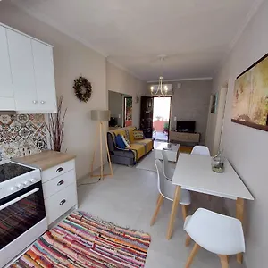 Anatoli Apartment *