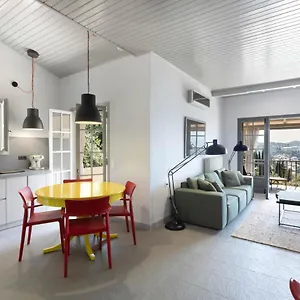 Red Gate Flat