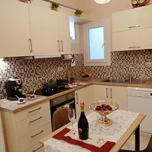 Apartment Ennie's Place