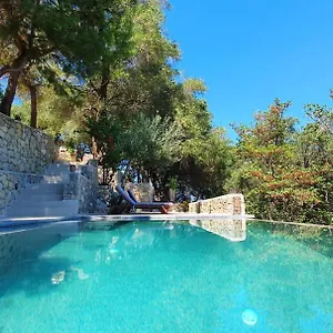 Villa Marili Kato Garouna