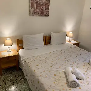 Madalenarooms * Benitses (Corfu)