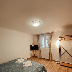 Isabella Suites: An Old Venetian Corfu (city)