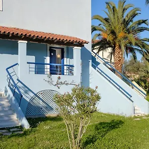 Golden Aura Apartment *