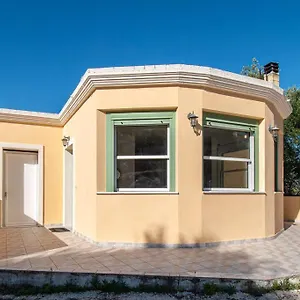 Apartment Dimitra's South House