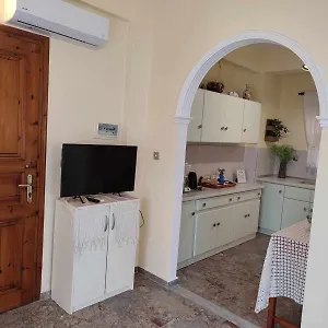 Potami Apartment