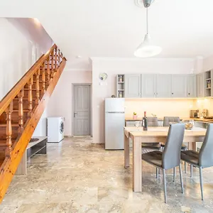 Apartment Logas *