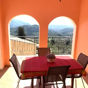 Holiday home Billy's Breathtaking View Cozy *