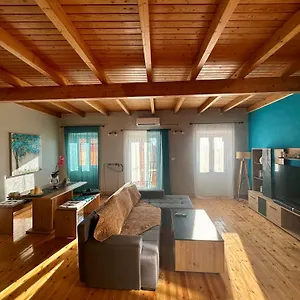 Vitos Village House *