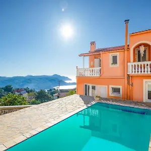 Loris Villa *