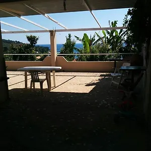 Varagoulis Giannis & Lenas Apartment