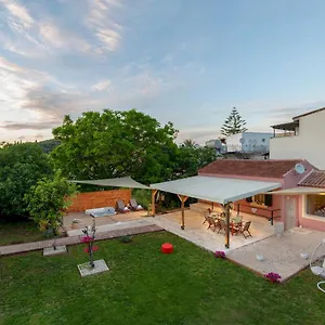 Stafida Holiday home
