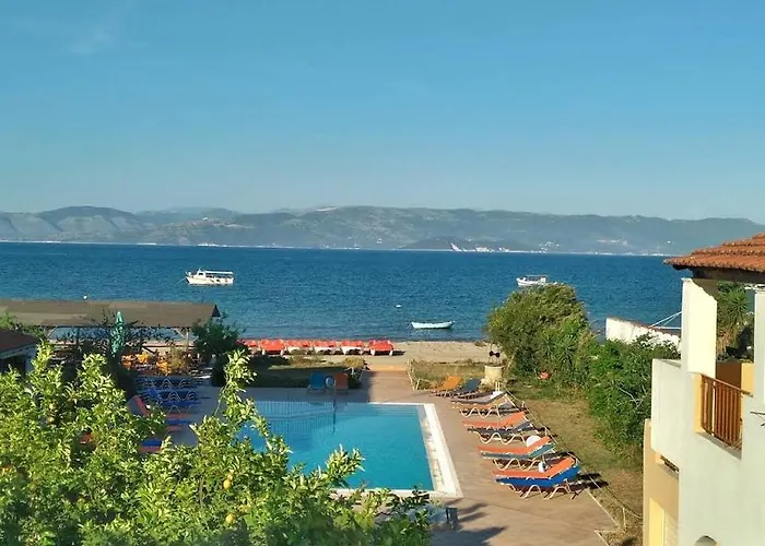 Sofia Beach Apartments Kavos photo