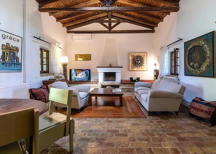 Dafni'S Stable Villa Danilia photo