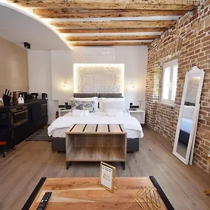 Murofinto Homes Corfu (city)