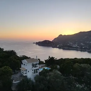 Villa Pyrgos