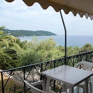 In Bb - Bay In Kalamaki Beach, 100m From The Lovely Sandy Apraos