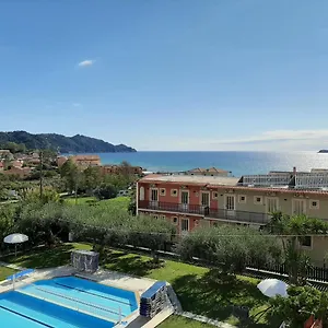 Hotel apartamentowy Splish Splash