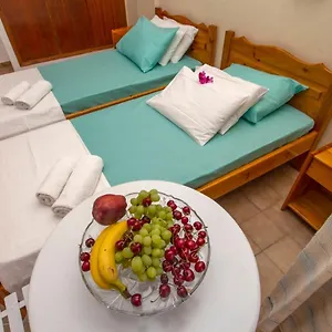 Reggis Aparthotel Kato Korakiana