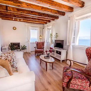 Lighthouse Daire *