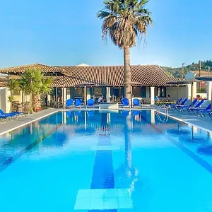 Summertime Hotell 2*