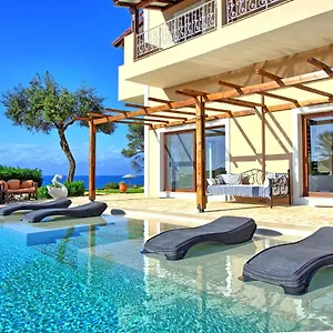 Villa Beachfront Seawave - Brand New And Seafront! By Mediterraneanvillas Agios Spyridon (Corfu)