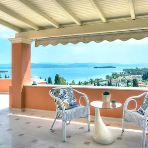 Villa Seaview & *