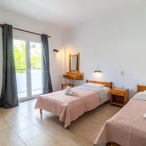 Aparthotel Kantaros