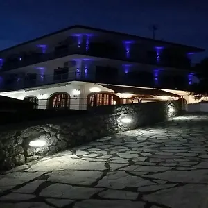 Thomas Art Hotel Pelekas