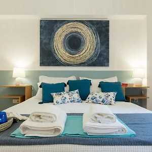 Casa Scheria With Private Garden Apartment *