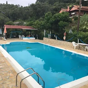 Apartment Majestic In With Shared Pool