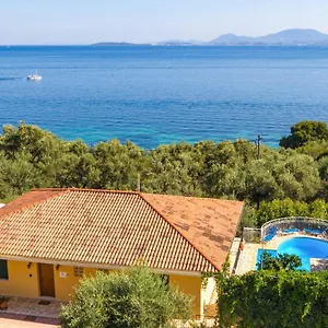Villa Xenia By *